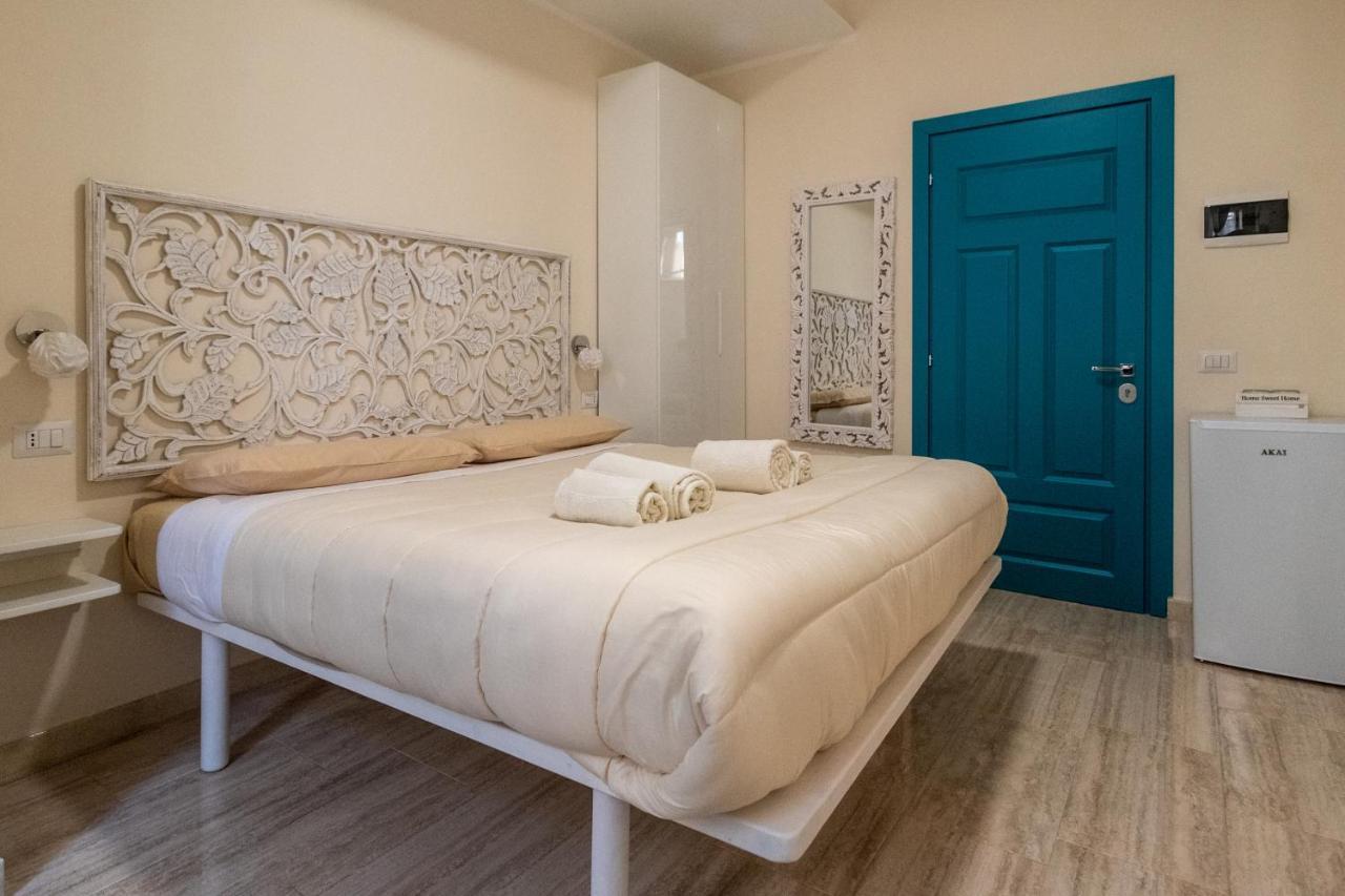 Room With Independent Entrance - Termini/Aquarium โรม ภายนอก รูปภาพ