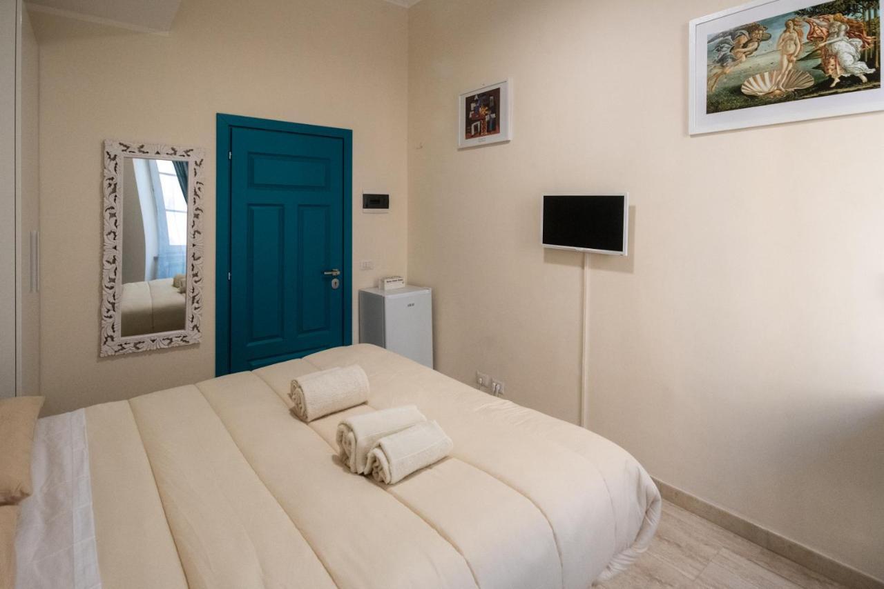 Room With Independent Entrance - Termini/Aquarium โรม ภายนอก รูปภาพ