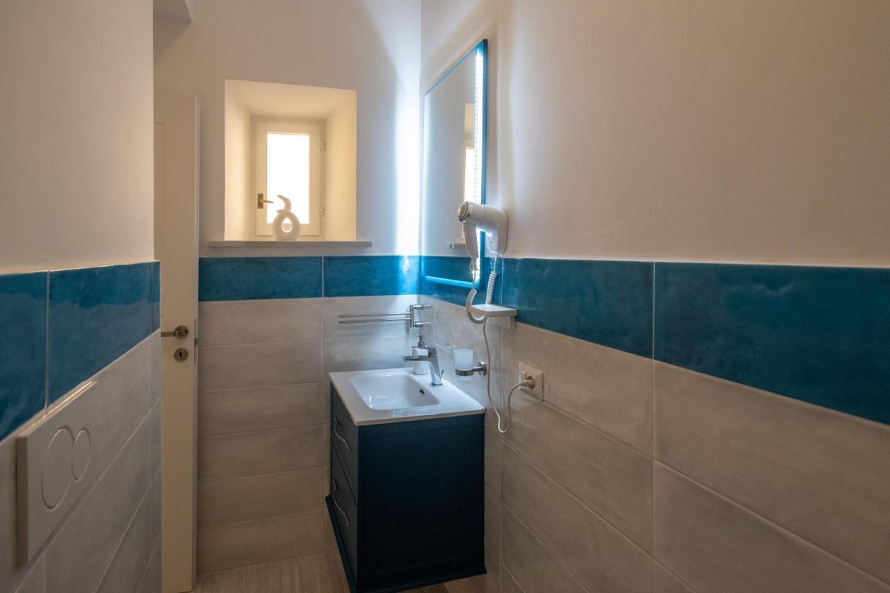 Room With Independent Entrance - Termini/Aquarium โรม ภายนอก รูปภาพ